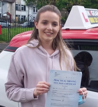 Georgia Turnock passed on 19/5/21 with Garry Arrowsmith! Well done!